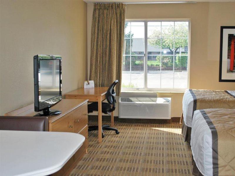 Beachwood Extended Suites Orange Exteriér fotografie