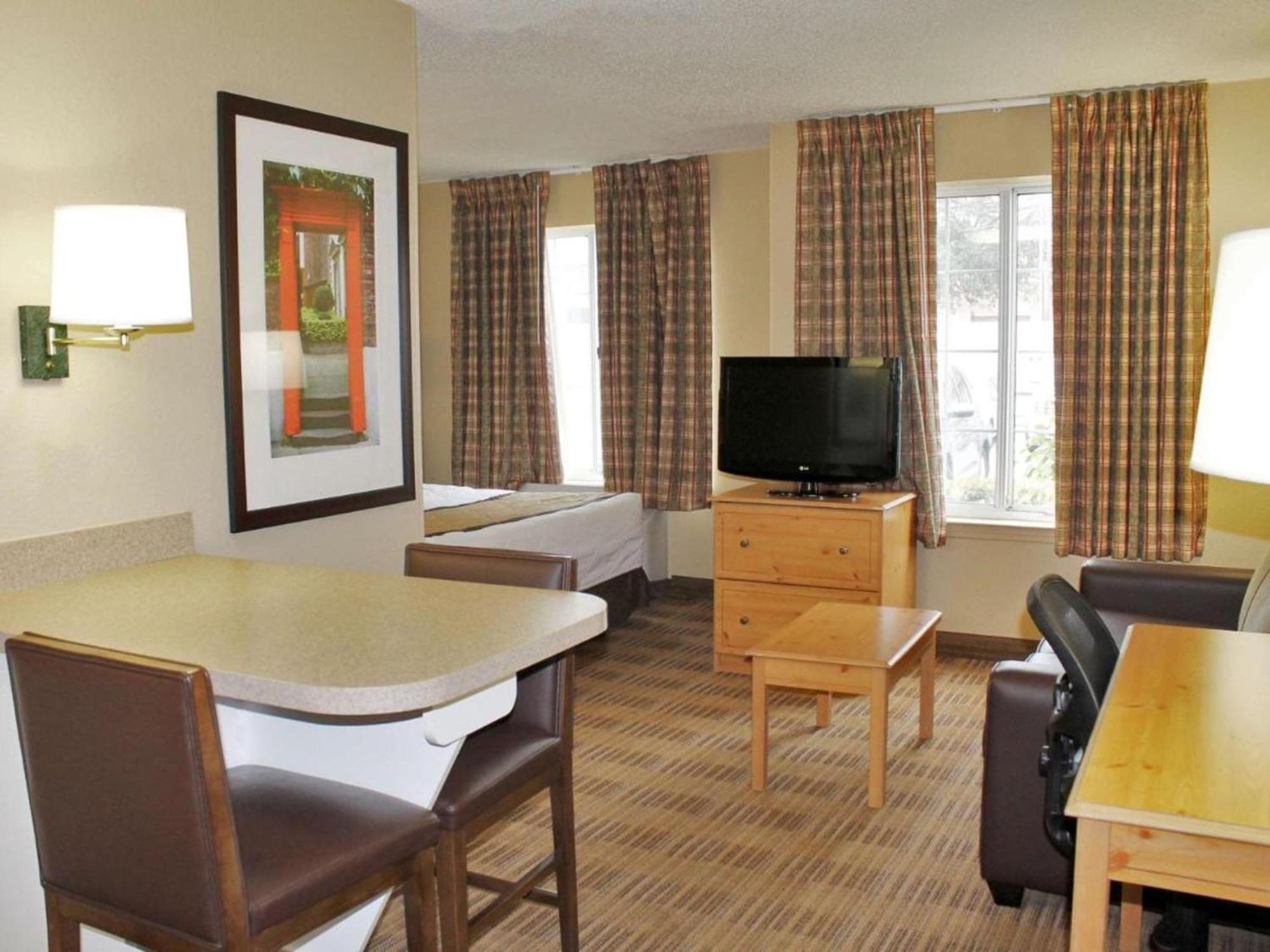 Beachwood Extended Suites Orange Exteriér fotografie